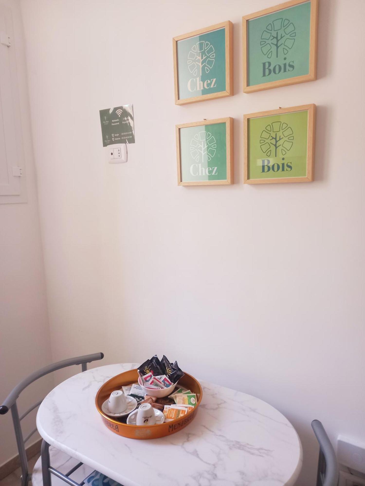 Chez Bois - Suite Apartment Capodimonte Napoli Eksteriør bilde