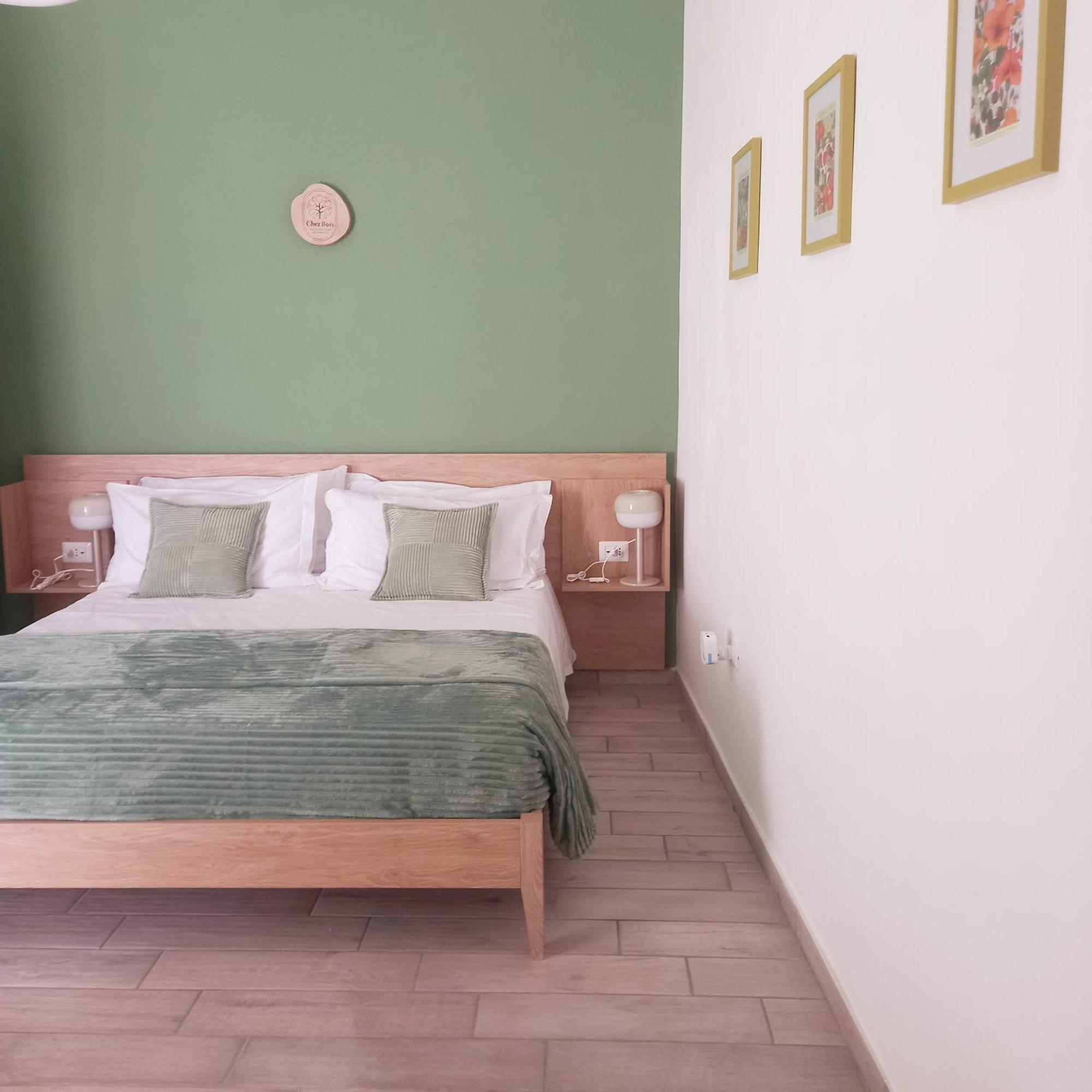 Chez Bois - Suite Apartment Capodimonte Napoli Eksteriør bilde